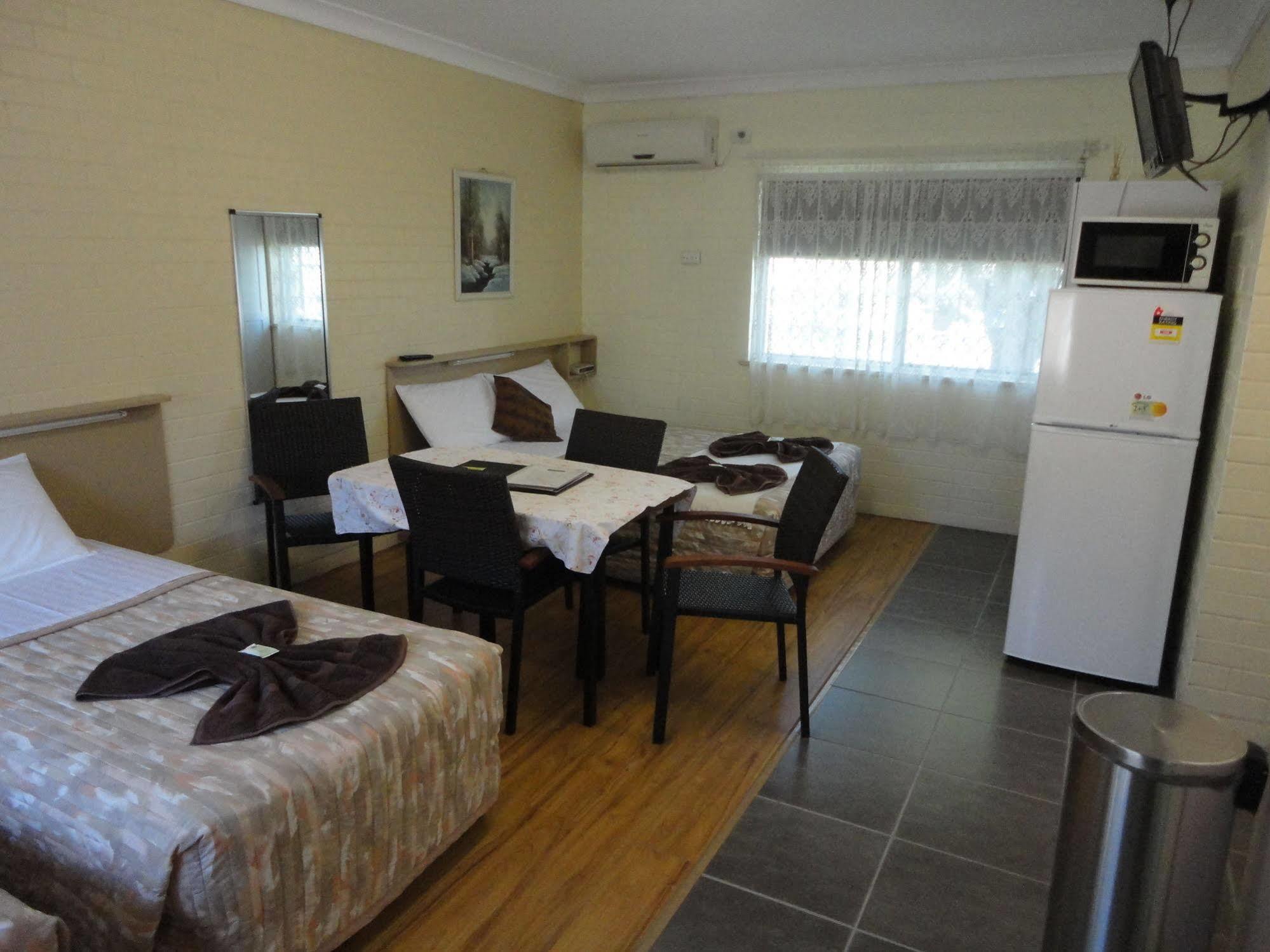 Maria Motel โมรี ภายนอก รูปภาพ